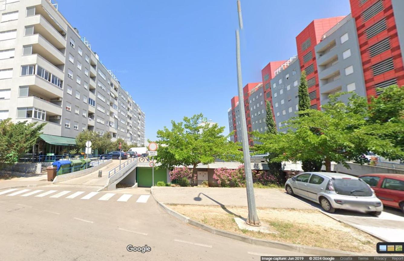 Amarena Studio With Parking Zadar Luaran gambar